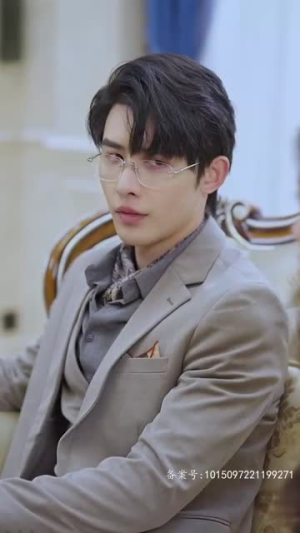 整个娱乐圈都在等我们离婚（76集）精彩的网络短剧