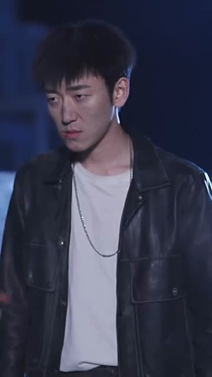 二世祖的规则内穿越（99集）河马免费短剧