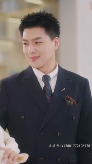 闪婚后老公天天给钱花（99集）最新上映免费看