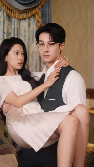 盛夫人每天都在装乖巧（99集）免费观看全集