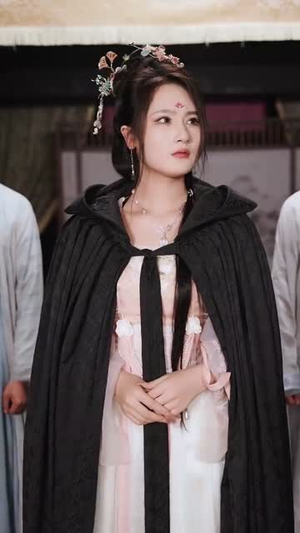 穿越古代，我摊牌了（100集）热门短剧排行榜