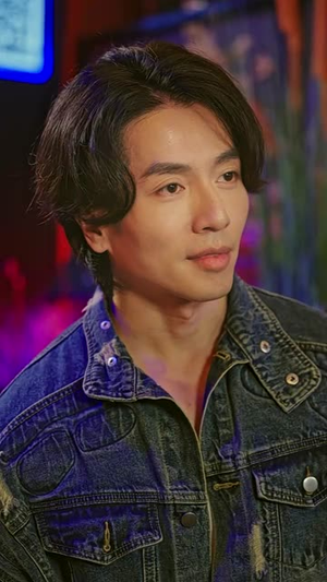 刚退役，就和逃婚大小姐同居（98集）免费短剧合集