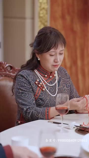 总裁夫人来打工（100集）深深爱上这部剧