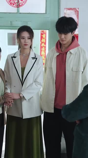 荒原烟火(55集) 荒原烟火(55集)一起看短剧