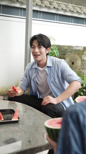 农村里飞出金凤凰（68集）简直不要太好看