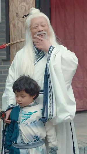 陆少夫人带崽下山了（53集）好看的短剧分享