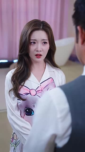 求婚告急总裁上司为何那样（70集）精彩的网络短剧