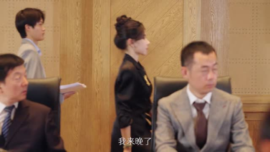 我在豪门装傻暴富（5集）女频短剧推荐