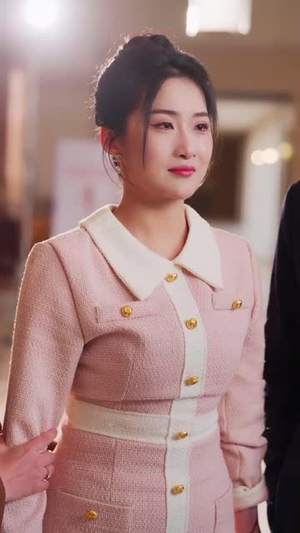 休夫后惊艳全球（59集）每日短剧追不停