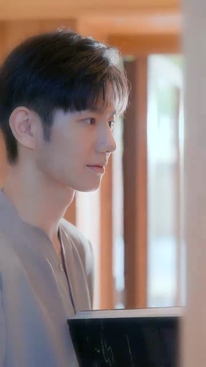 隐秘的告白（80集）民国短剧推荐