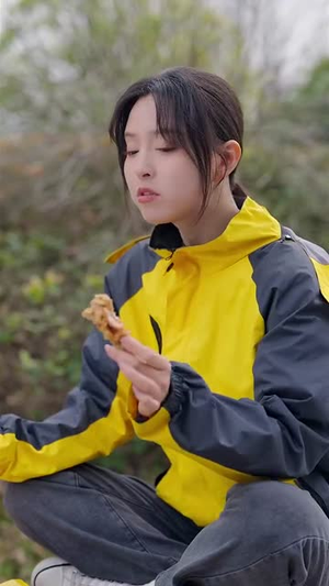 反派漂亮亲妈十斤反骨（79集）热门短剧又来了