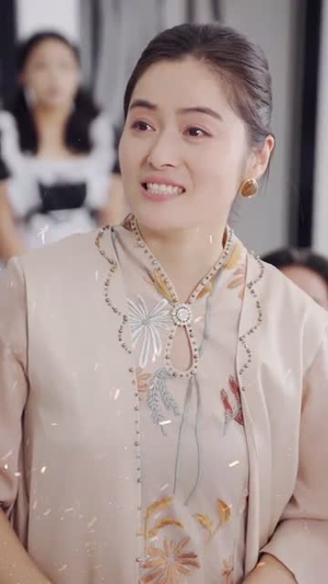 致富从每日抽奖系统开始 (106集) 短剧有好货推荐