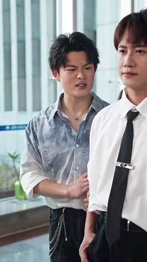 觉醒后校花哭着说爱我 (71集)免费短剧就是爽