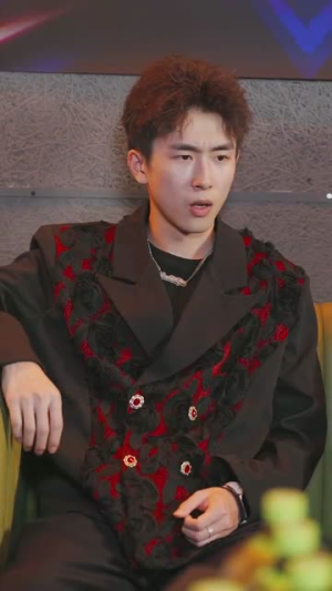 我靠怨气收集系统成为巨星(82集）短剧推荐更新中