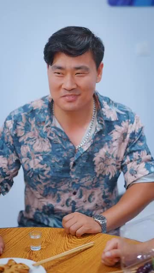 傻小龙神农逆袭（80集）热门短剧推广