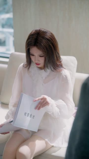 穿成炮灰女配我只想当公婆的宝贝(80集) 穿成炮灰女配我只想当公婆的宝贝(80集)短剧分享剧集