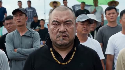 重生成鱼：开局带老爸坑疯全网钓鱼佬（47集）男主角是谁