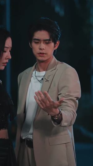 都市武神，我为师姐横扫一切（80集）追风的女孩短剧