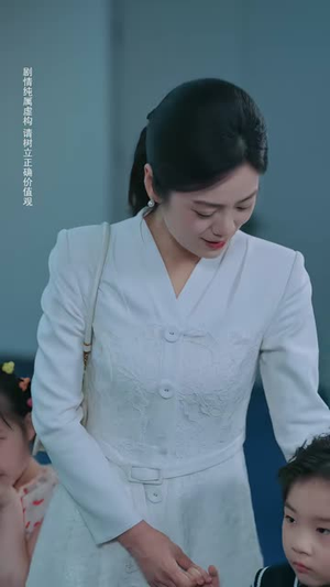 姐姐失业后，被总裁弟弟捡走了（66集）短剧推荐上热门