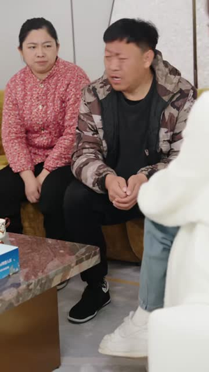 寻踪觅影:与你在谎言尽头(60集) 寻踪觅影:与你在谎言尽头(60集)每日分享短剧
