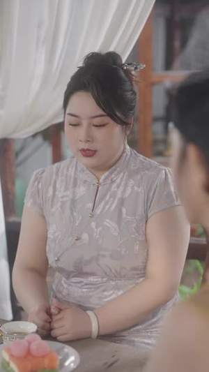 逆伦（97集）女主谁演的