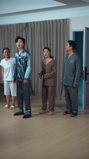 我替儿媳扫荆棘（50 集）短剧在线更新